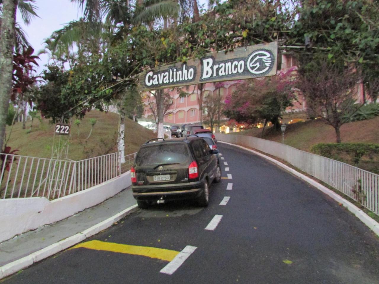 Flat-Hotel Cavalinho Branco Águas de Lindóia Exterior foto